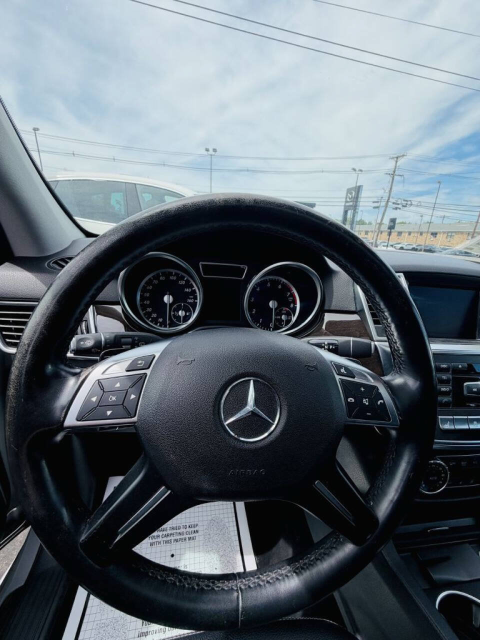 Used 2015 Mercedes-Benz ML 350 4MATIC w/ Premium 1 Package image 15