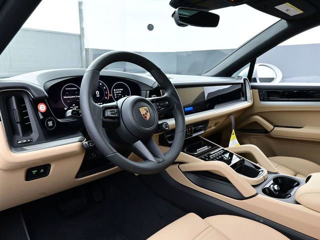 New 2026 Porsche Cayenne Coupe image 4