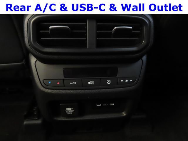 Certified 2025 Honda Pilot TrailSport image 34