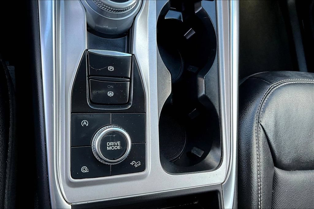 Used 2023 Ford Explorer Limited AWD/4WD image 17