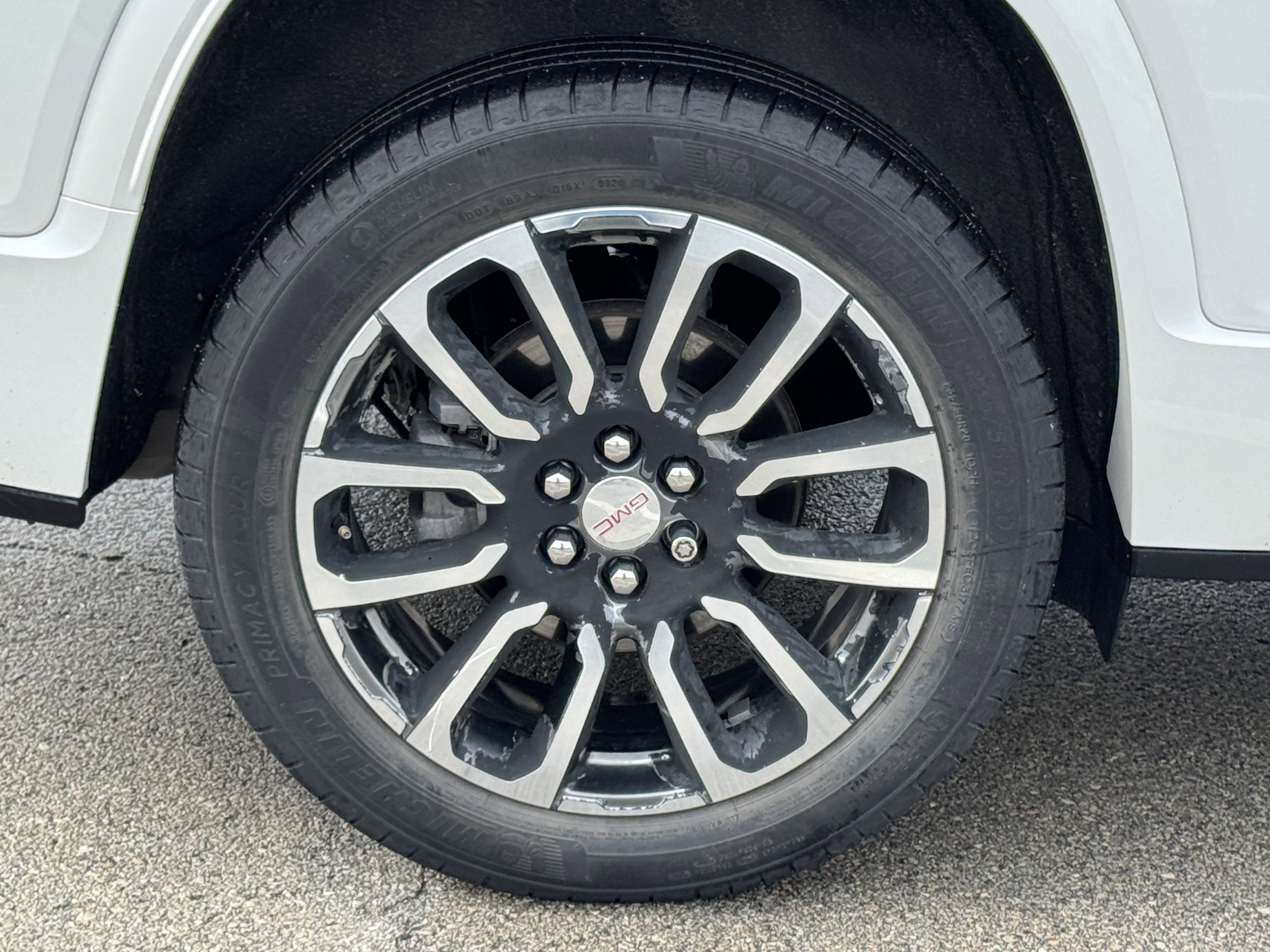 Used 2020 GMC Acadia Denali w/ Technology Package image 43