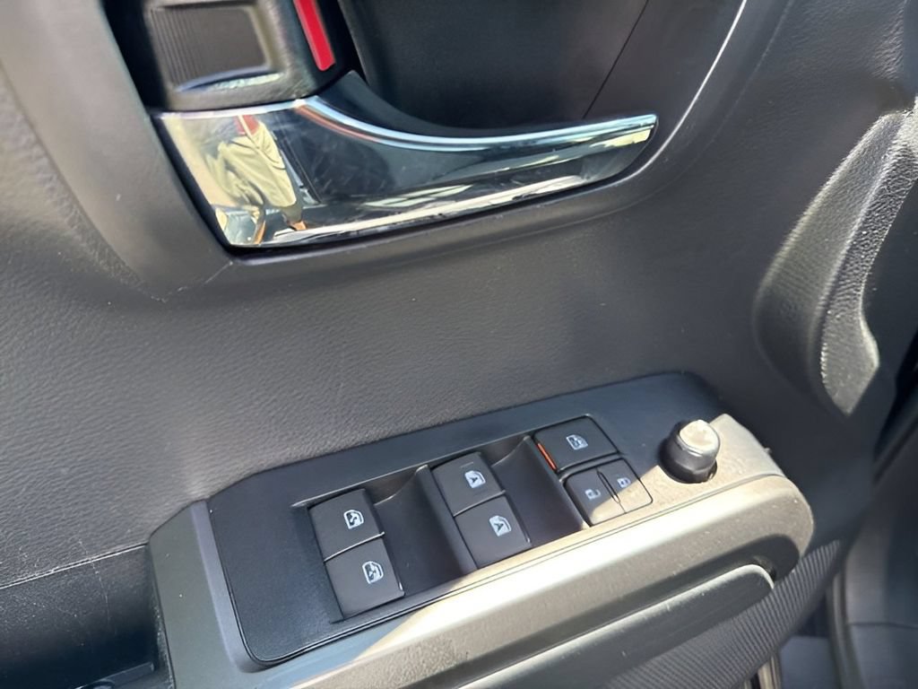 Used 2023 Toyota Tacoma TRD Off-Road AWD/4WD image 41