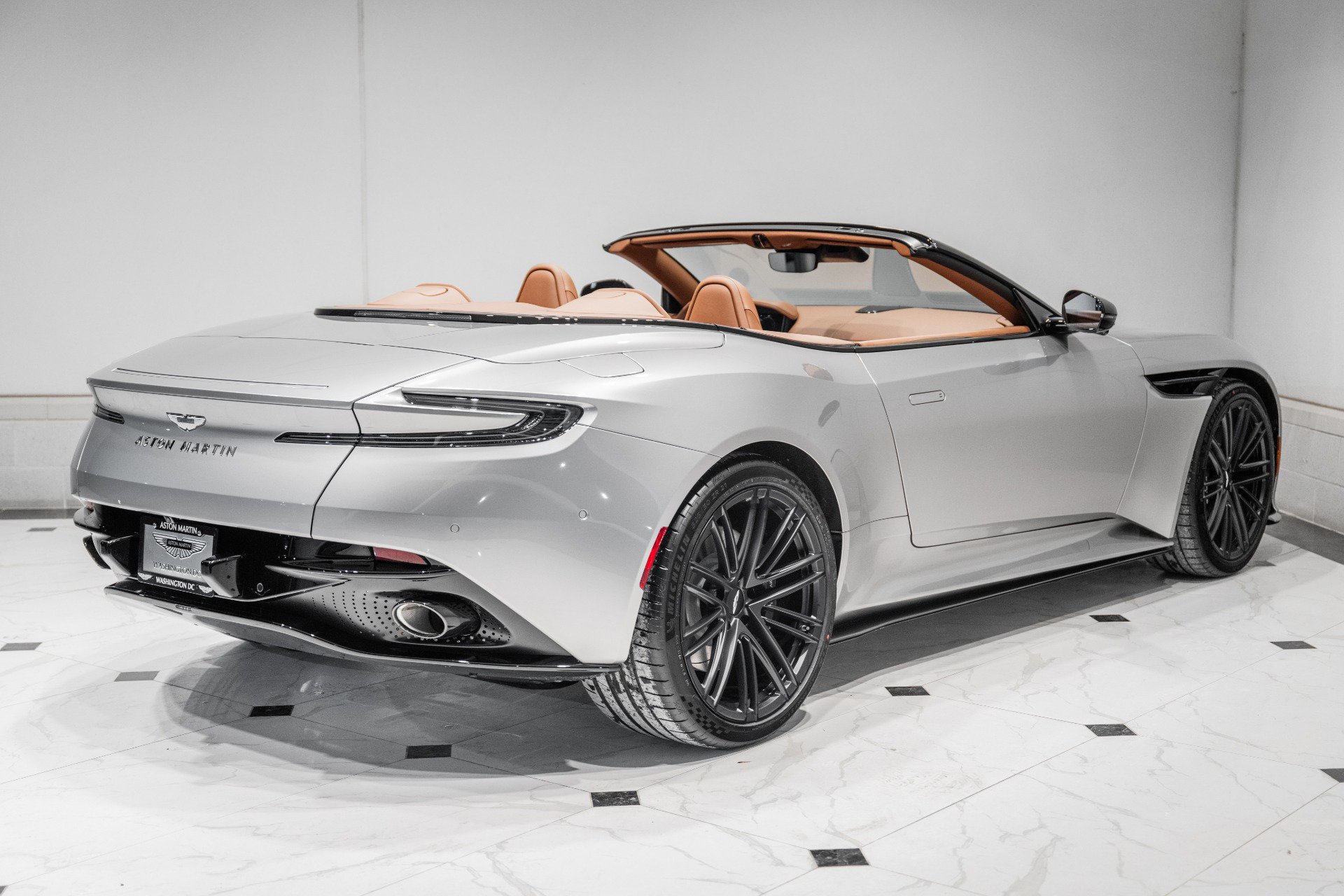 New 2026 Aston Martin DB12 Volante image 43