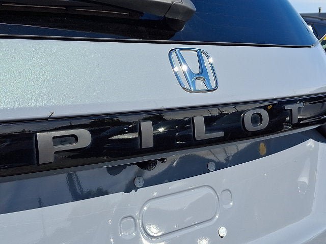 Used 2023 Honda Pilot Elite image 30