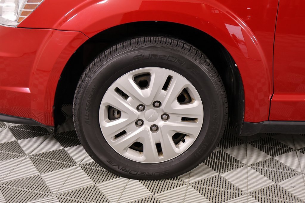 Used 2020 Dodge Journey SE w/ SE Popular Equipment Group image 16