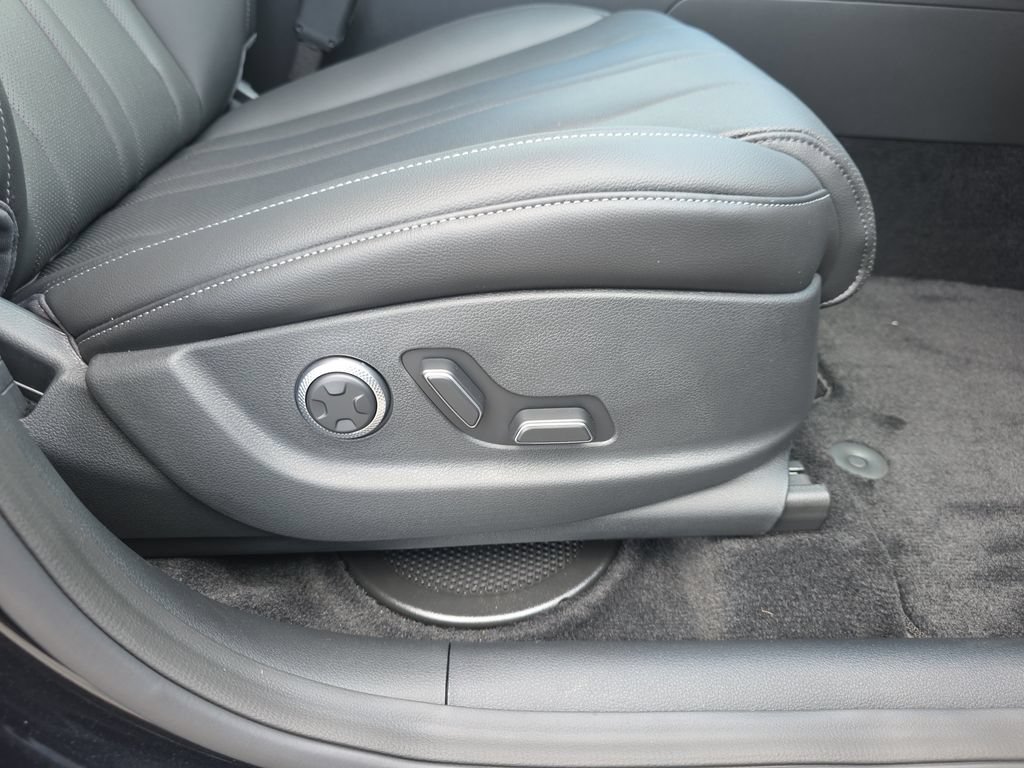 New 2026 Genesis GV80 2.5T Select AWD/4WD image 34