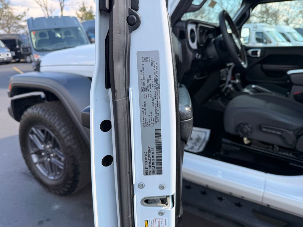 Used 2024 Jeep Wrangler Sport S image 29