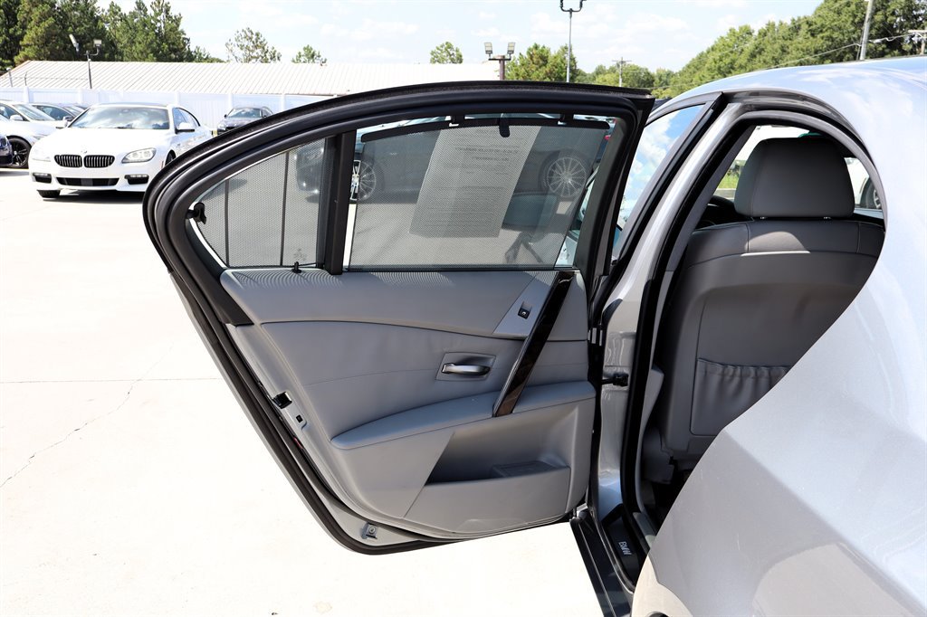 Used 2004 BMW 530i Sedan RWD image 32