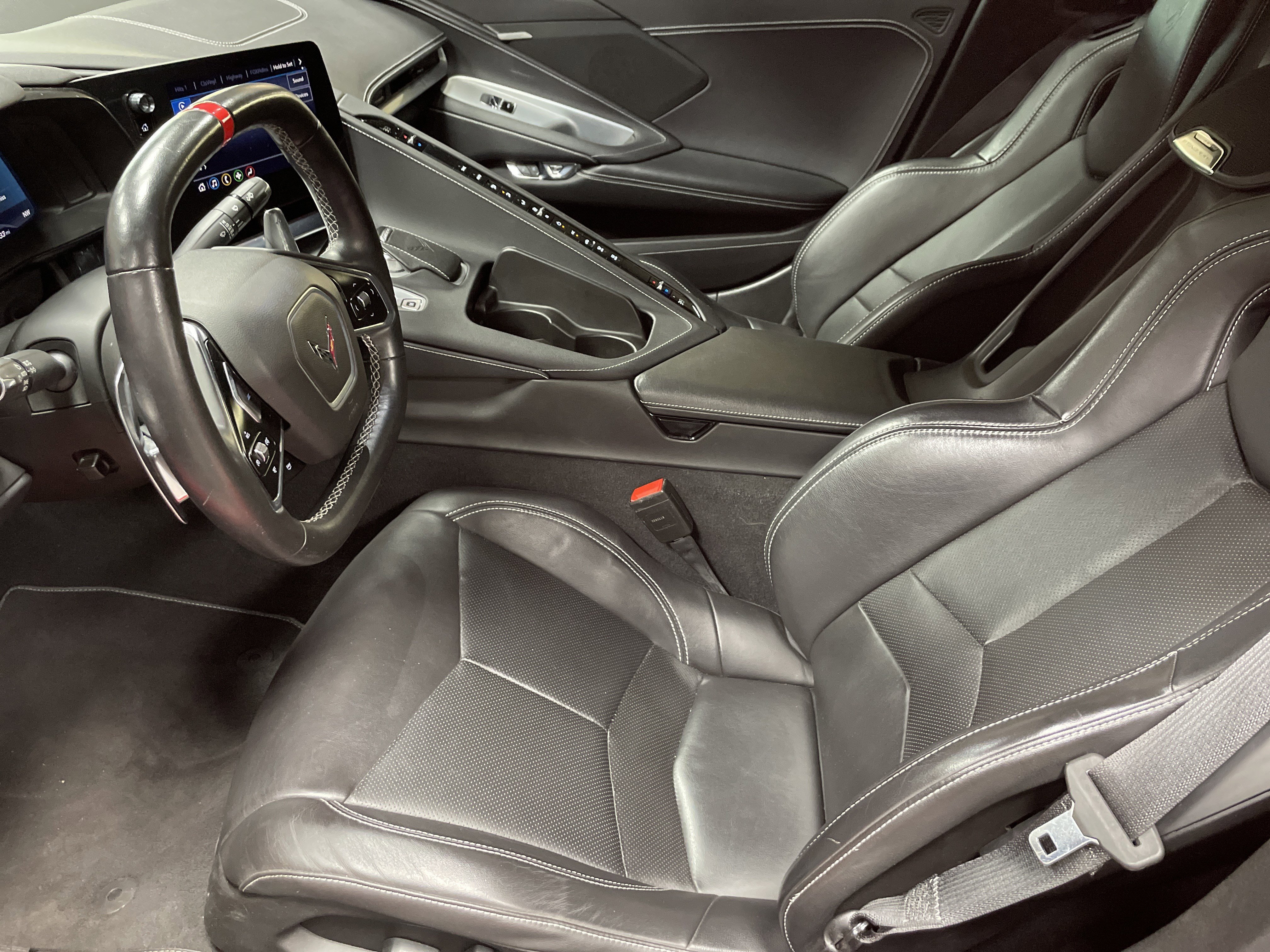 Used 2021 Chevrolet Corvette 1LT image 16