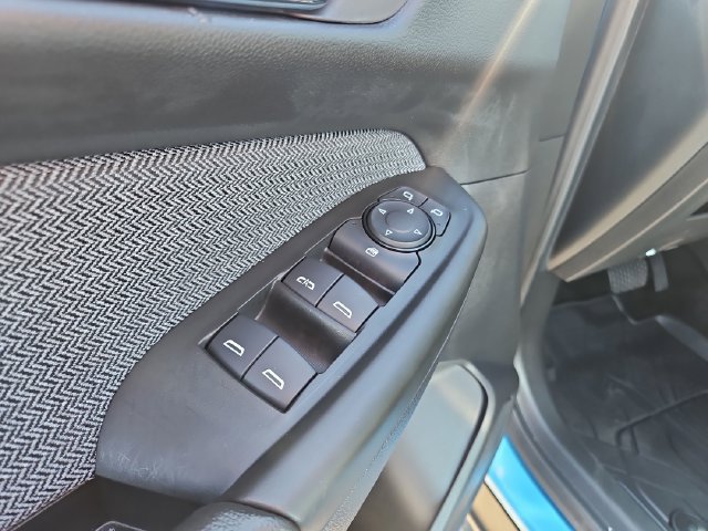 Used 2026 Chevrolet TrailBlazer LT w/ LT Cold Weather Package AWD/4WD image 12