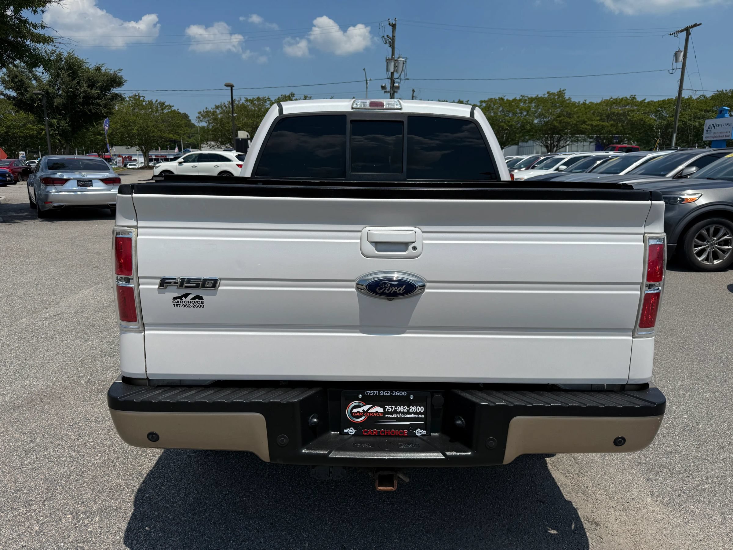 Used 2014 Ford F150 Lariat w/ Equipment Group 502A Luxury RWD image 9