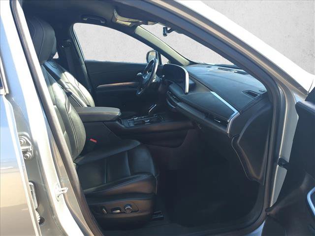 Used 2025 Cadillac XT4 Premium Luxury image 20