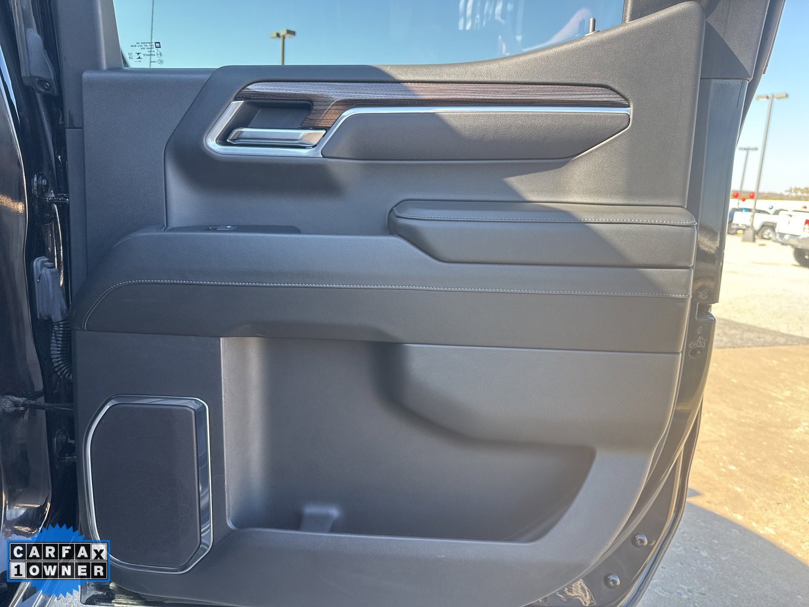 Used 2025 Chevrolet Silverado 1500 LT image 23