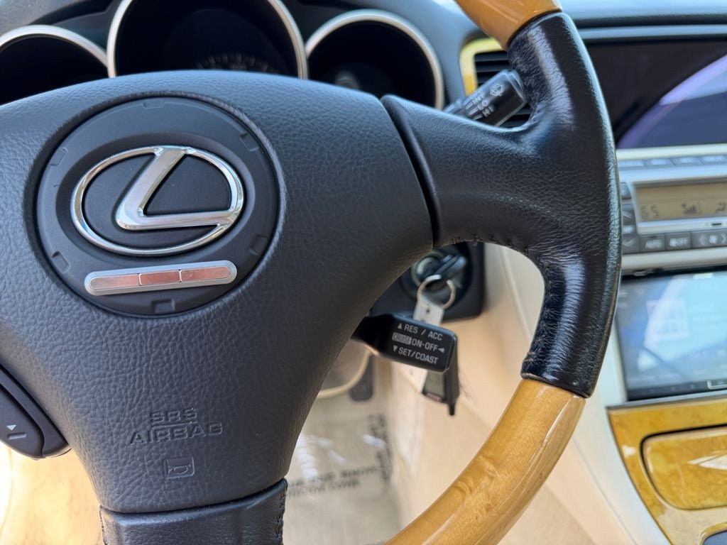 Used 2002 Lexus SC 430 Convertible RWD image 16