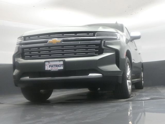 Used 2023 Chevrolet Suburban Premier AWD/4WD image 47