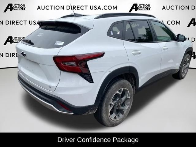 Used 2024 Chevrolet Trax LT w/ Driver Confidence Package FWD image 6
