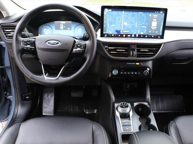 Used 2024 Ford Escape Platinum image 16