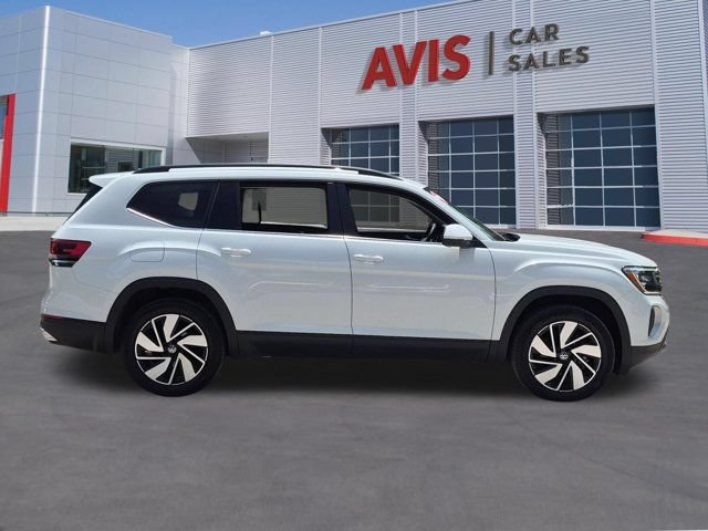 Used 2025 Volkswagen Atlas SE FWD image 5