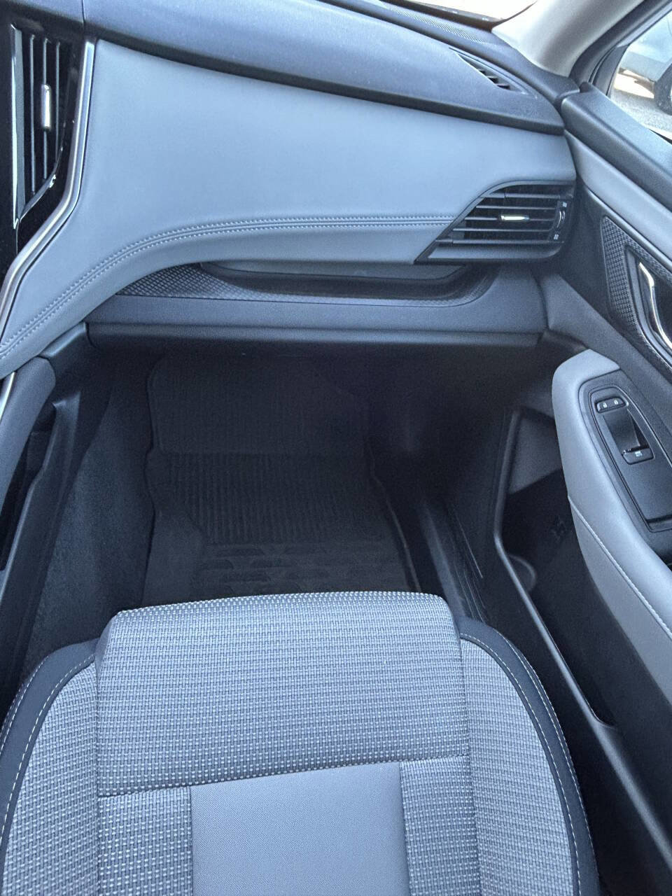 Used 2025 Subaru Outback Premium image 13