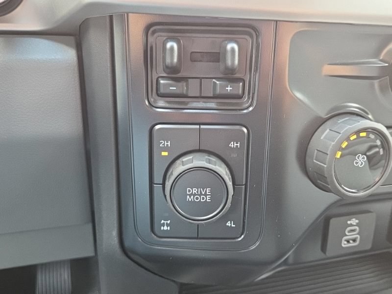 New 2026 Ford F250 XLT w/ FX4 Off-Road Package AWD/4WD image 41