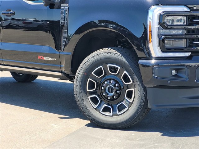 New 2025 Ford F250 Platinum image 2