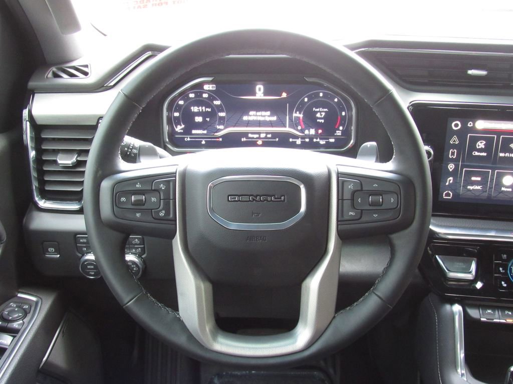 Used 2024 GMC Sierra 1500 Denali w/ Denali Reserve Package AWD/4WD image 26