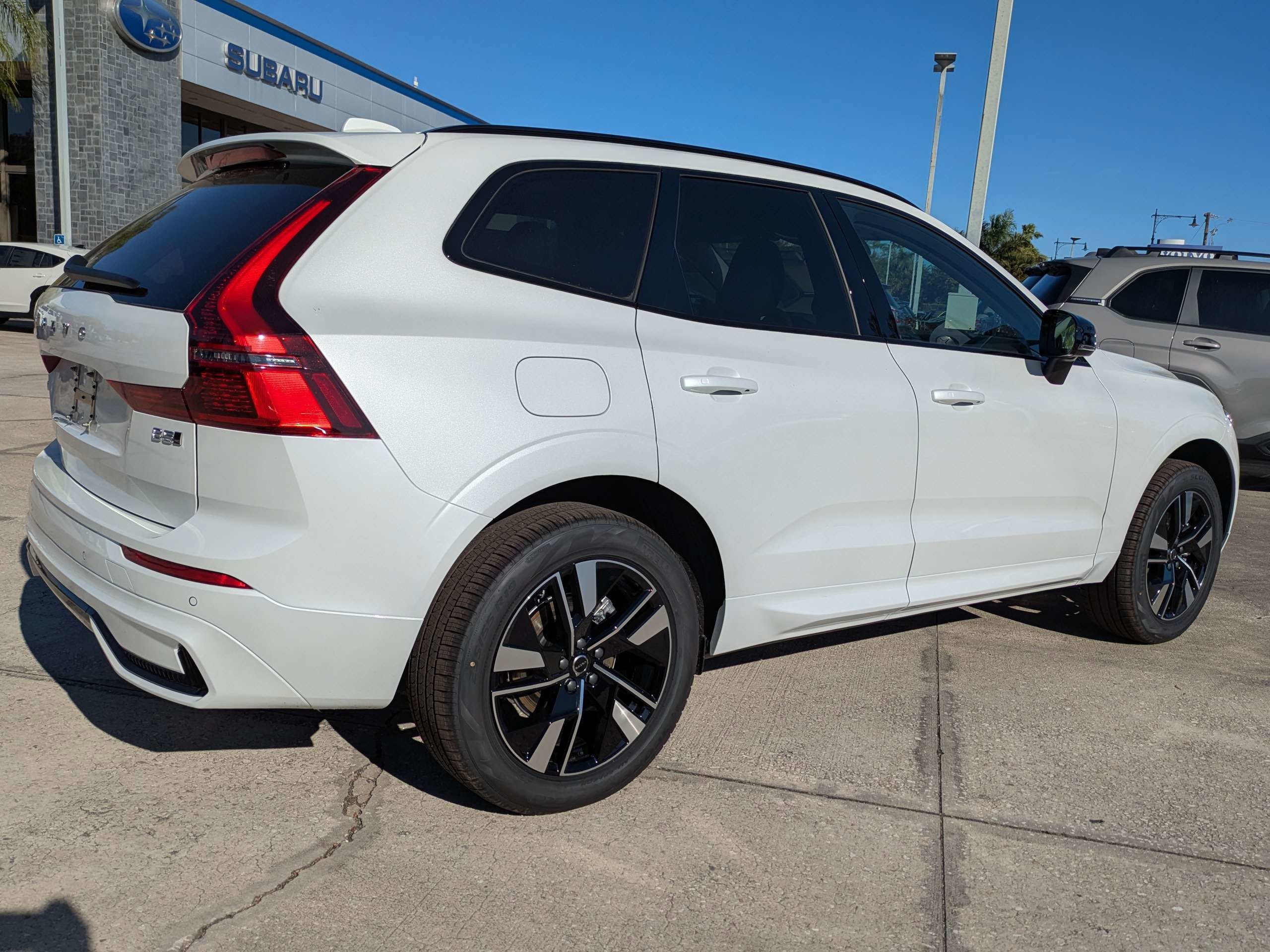 New 2026 Volvo XC60 B5 Core image 4