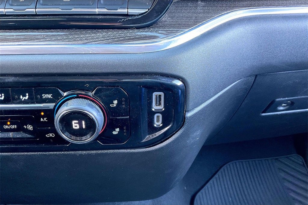 Used 2025 Chevrolet Silverado 1500 LT image 30