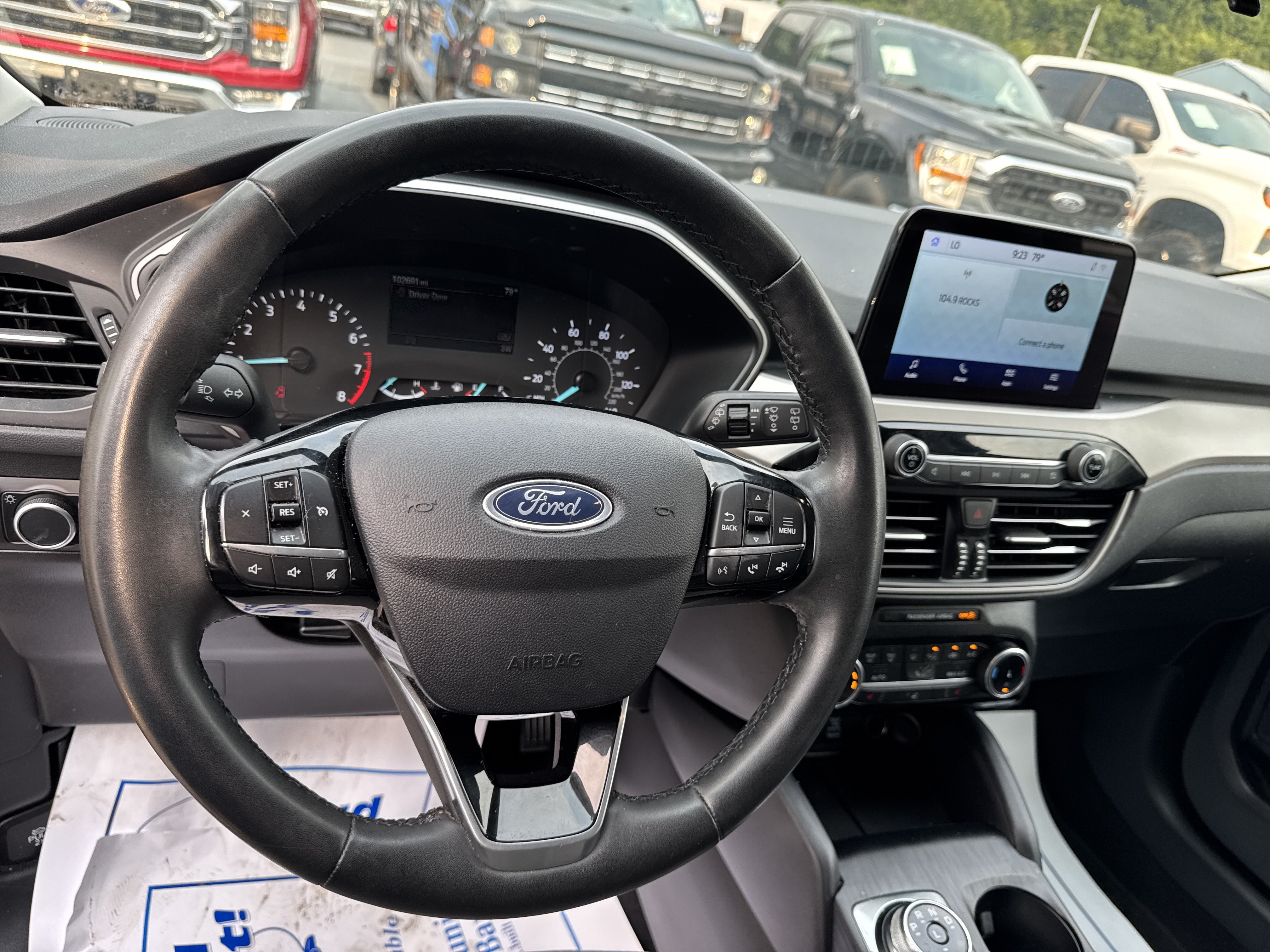 Used 2022 Ford Escape SE w/ Cold Weather Package AWD/4WD image 13