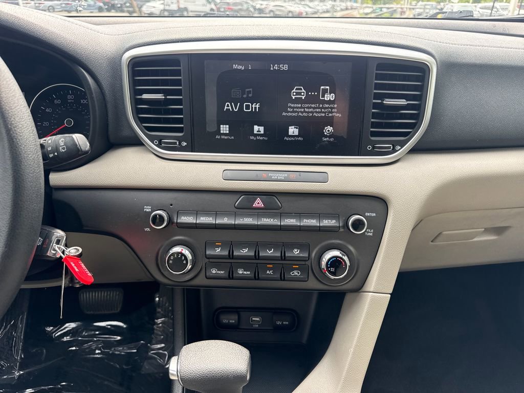 Used 2020 Kia Sportage LX AWD/4WD image 18