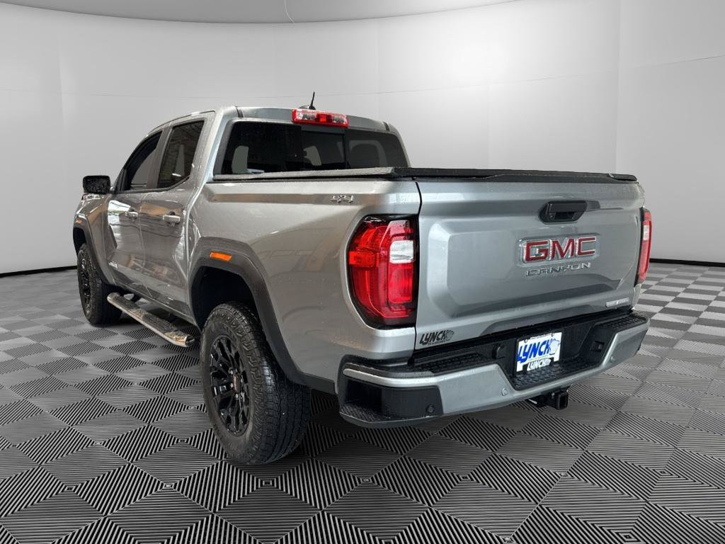 Used 2026 GMC Canyon Elevation AWD/4WD image 3