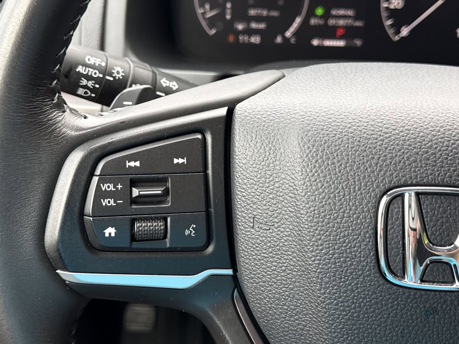 Used 2025 Honda Ridgeline Sport image 19