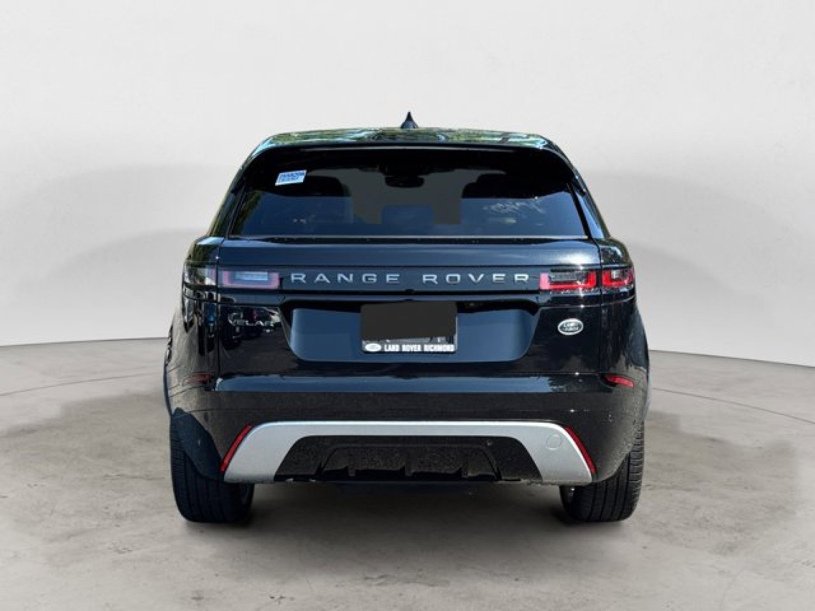Certified 2021 Land Rover Range Rover Velar R-Dynamic S image 5