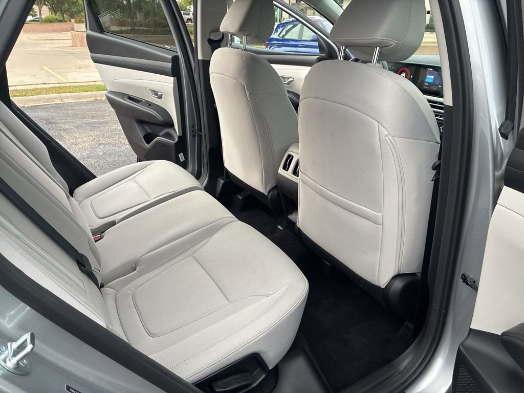 Certified 2025 Hyundai Tucson SEL image 13