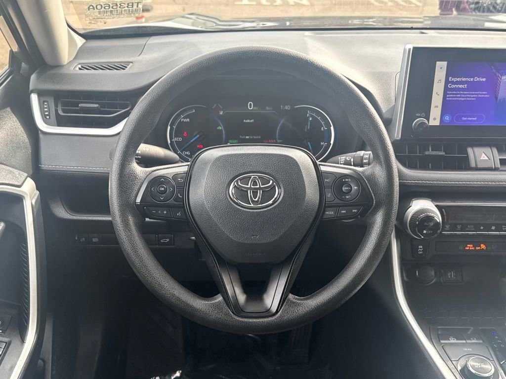 Used 2025 Toyota RAV4 XLE w/ Convenience Package image 14