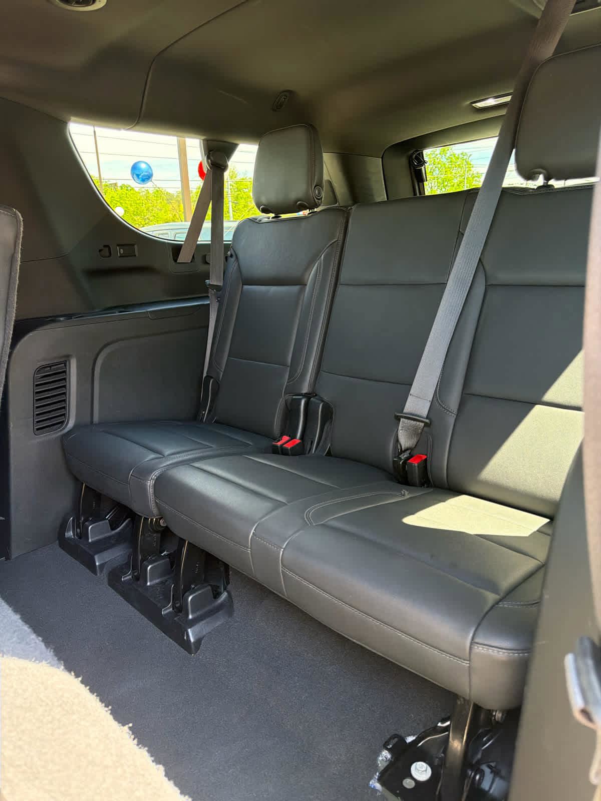 Used 2024 Chevrolet Suburban LT AWD/4WD image 11