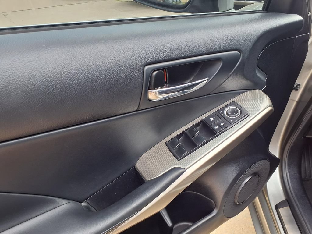 Used 2015 Lexus IS 250 AWD w/ F-Sport Package image 9