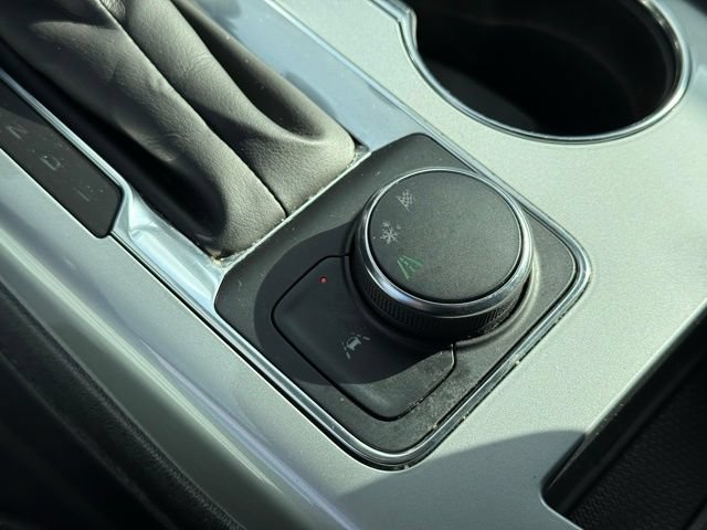 Used 2025 Chevrolet Blazer LT FWD image 28