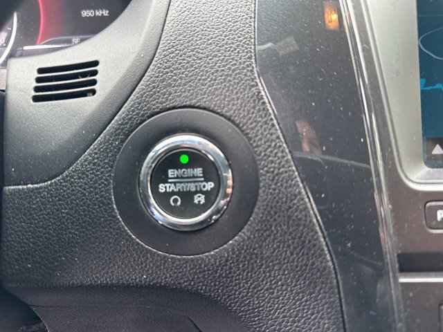 Used 2018 Ford Explorer XLT w/ Equipment Group 202A image 20