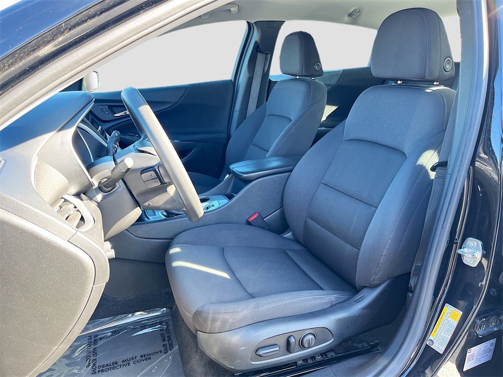 Used 2023 Chevrolet Malibu LT image 19