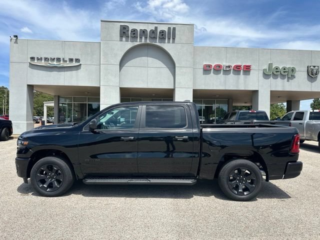 New 2026 RAM 1500 Express AWD/4WD image 8