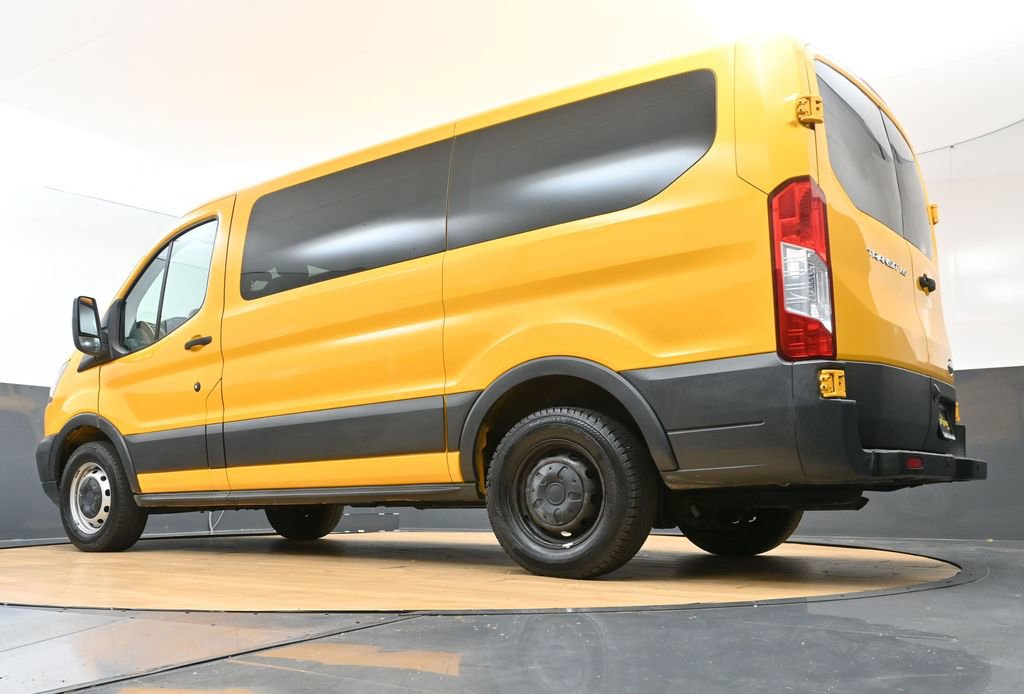 Used 2018 Ford Transit 150 XL RWD image 48