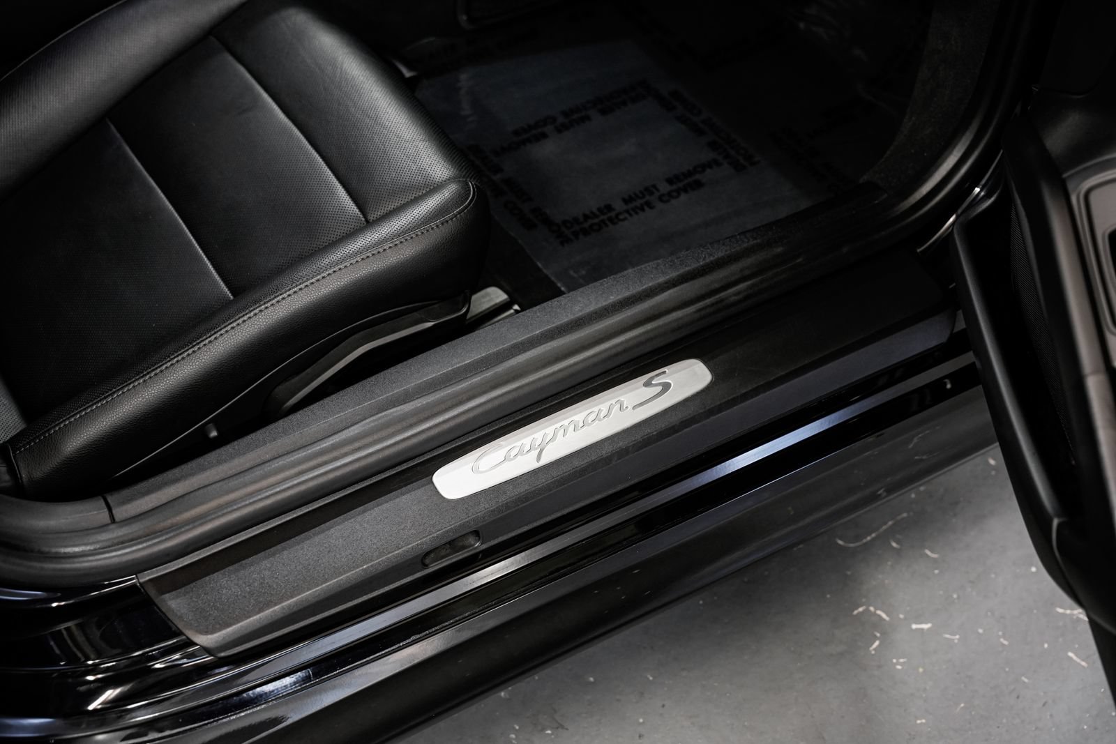 Used 2015 Porsche Cayman S RWD image 23