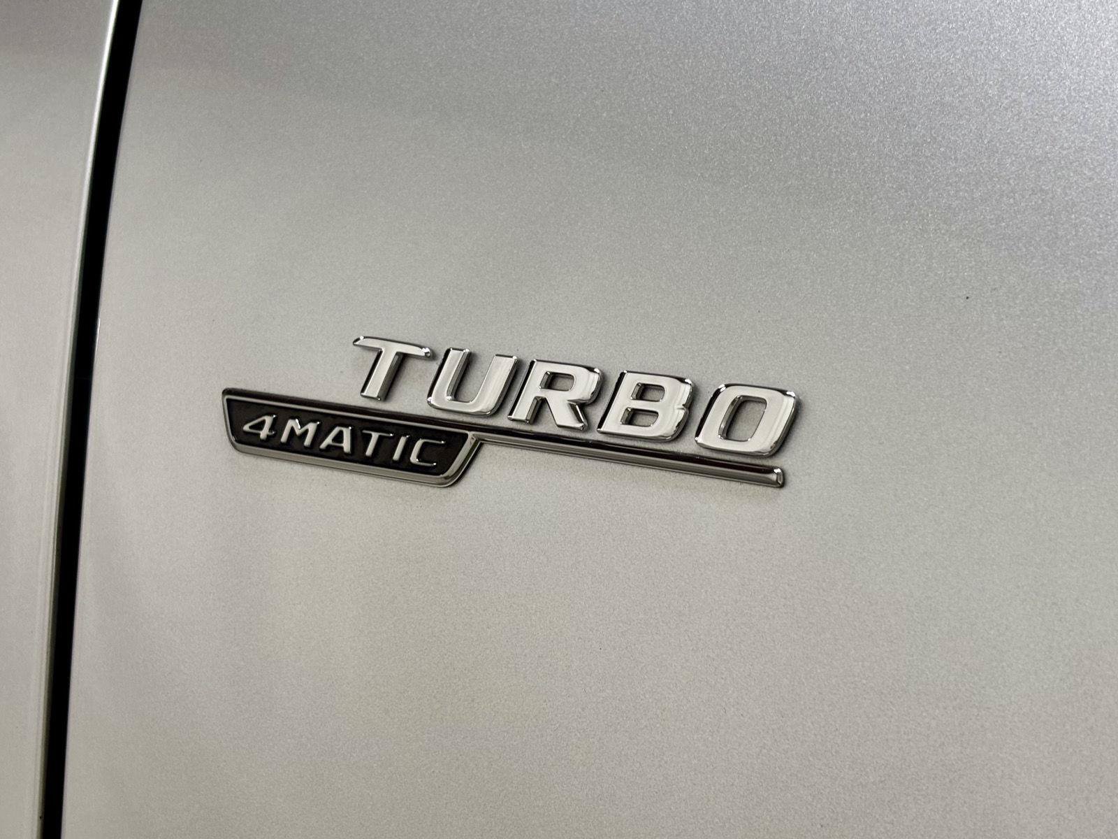 Used 2024 Mercedes-Benz GLB 35 AMG 4MATIC image 14