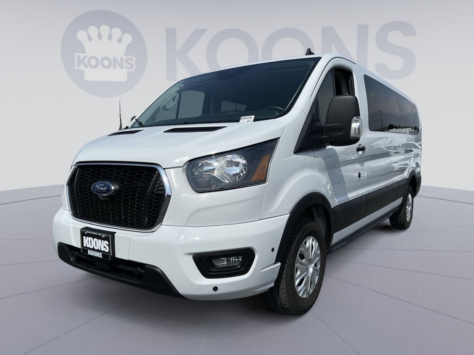 Used 2025 Ford Transit 350 XLT RWD image 1