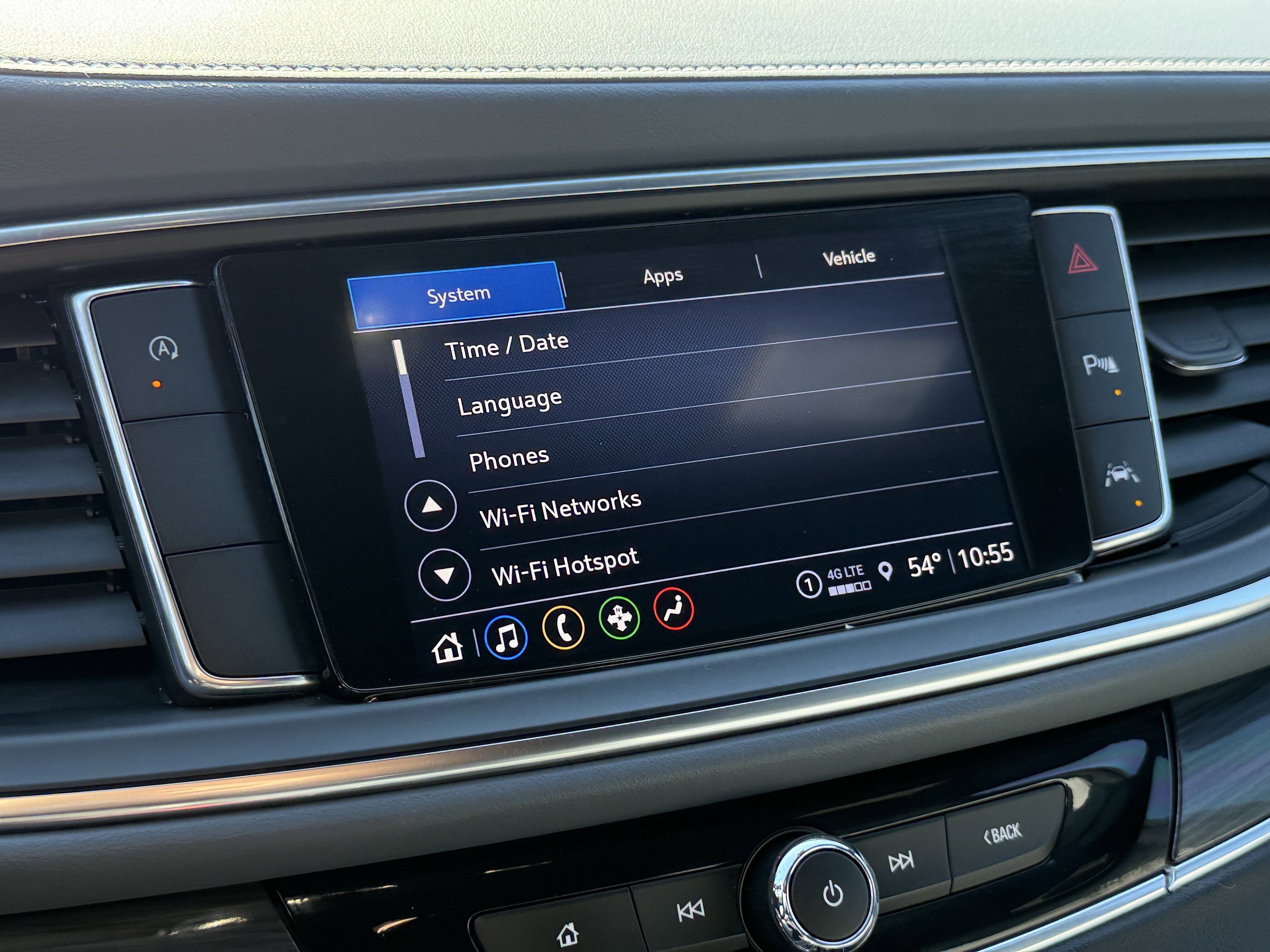 Used 2023 Buick Enclave Essence w/ Sport Touring Edition image 20