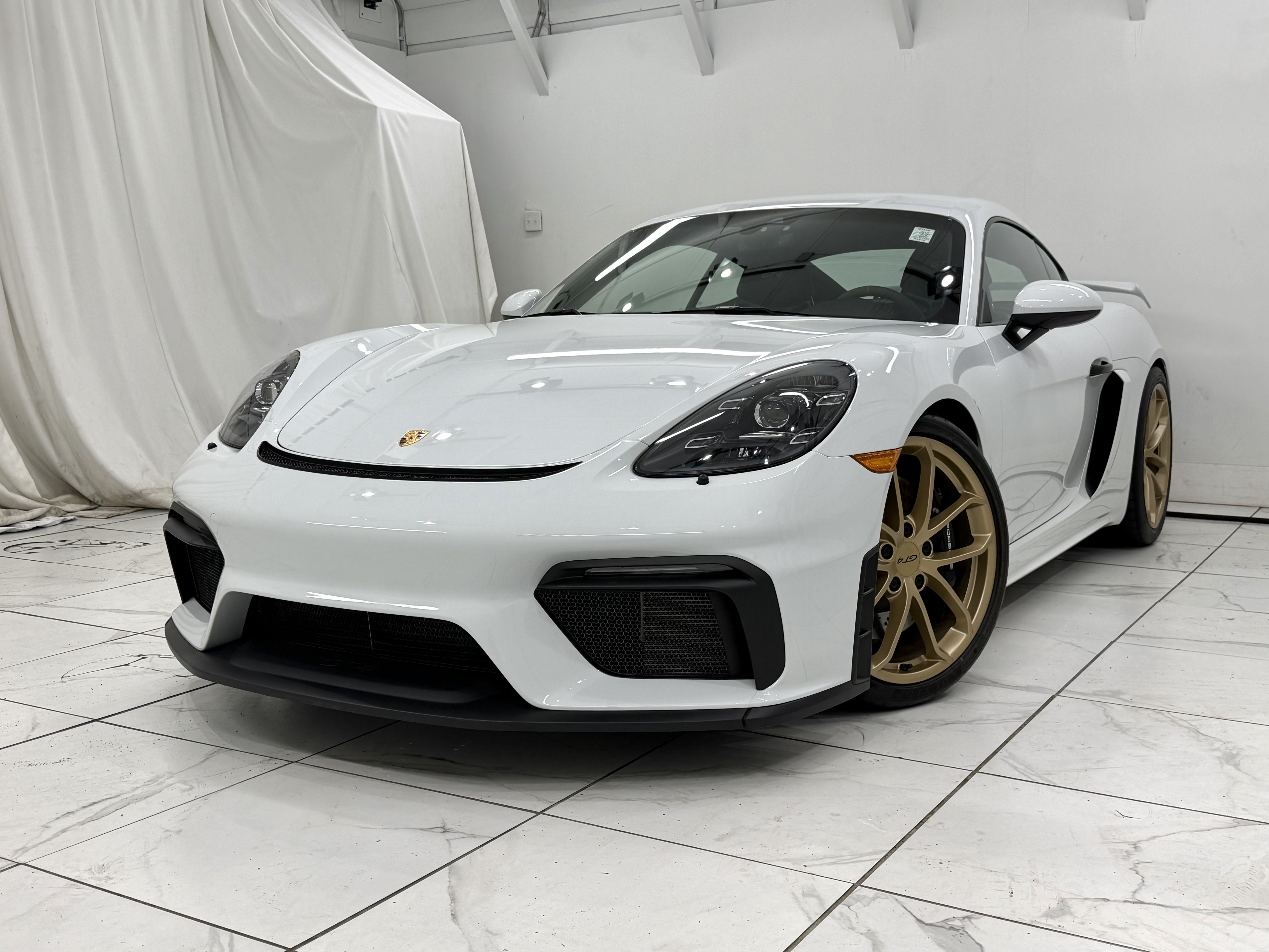 Certified 2022 Porsche 718 Cayman GT4 RWD image 8