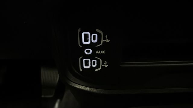 Used 2024 RAM 3500 Tradesman w/ Chrome Appearance Group image 38