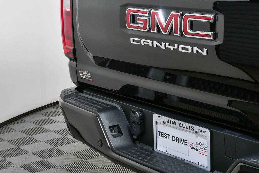 New 2026 GMC Canyon Elevation w/ Convenience Package RWD image 4