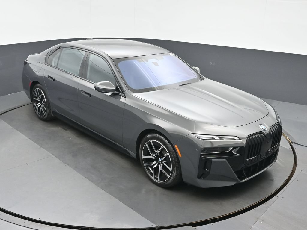 Used 2023 BMW i7 xDrive60 AWD/4WD image 33